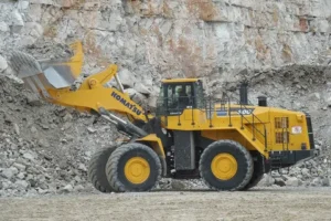 لودر Komatsu WA600