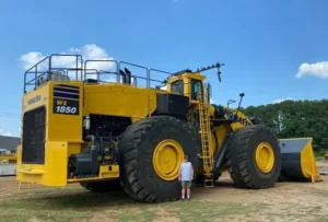 لودر Komatsu WE1850