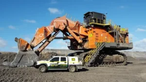 Hitachi EX8000 بیل مکانیکی